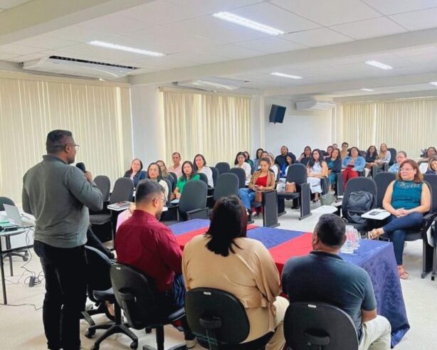 Teixeira de Freitas participa do início do Programa Bahia Alfabetizada Criança