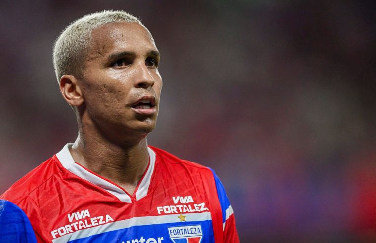Bastidores do Fortaleza: Paiva aconselhou Deyverson a diminuir brincadeiras antes de afastamento
