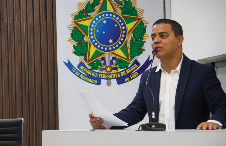 Adriano Souza: Lutando pelo bem comum com dedicação, honestidade e eficiência.