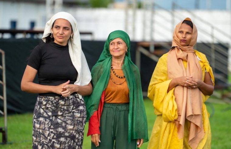 Paixão de Cristo mobiliza elenco e entra na fase final de ensaios em Teixeira de Freitas
