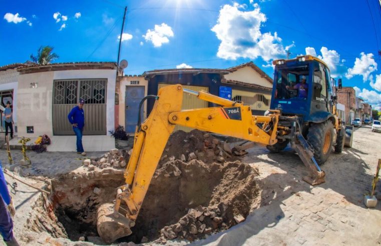 Prefeitura realiza recomposição de rede de drenagem na Rua Bahia, no São Lourenço